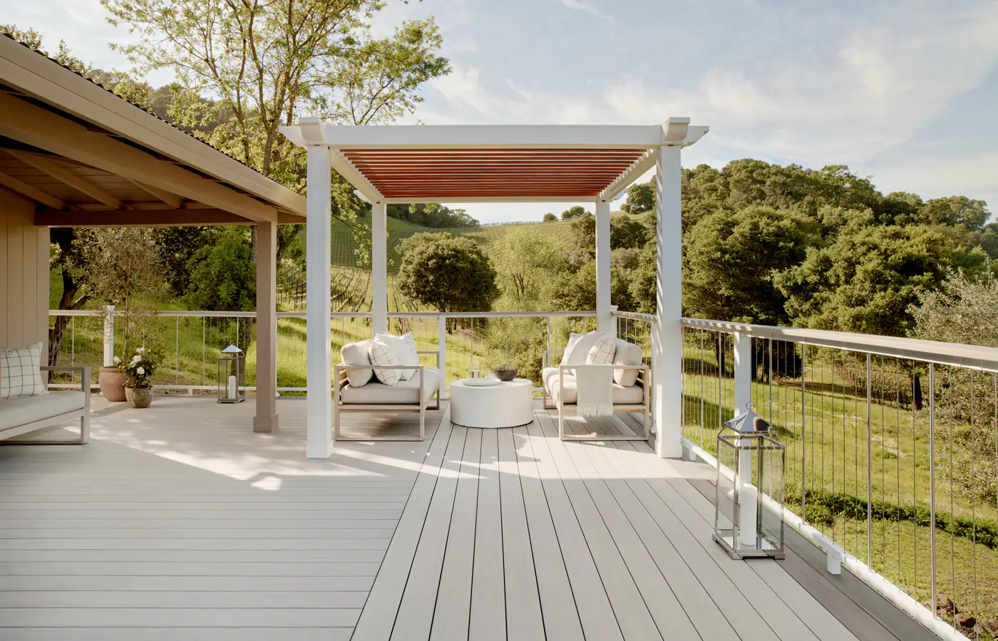 TimberTech-Inspiration-Advanced-PVC-Landmark-Boardwalk-Darms-Lane-gallery-2